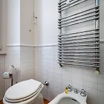 Yd Bright 2-bedroom Retreat With Elevator Apartament *