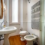 Apartament Yd Bright 2-bedroom Retreat With Elevator Florencja