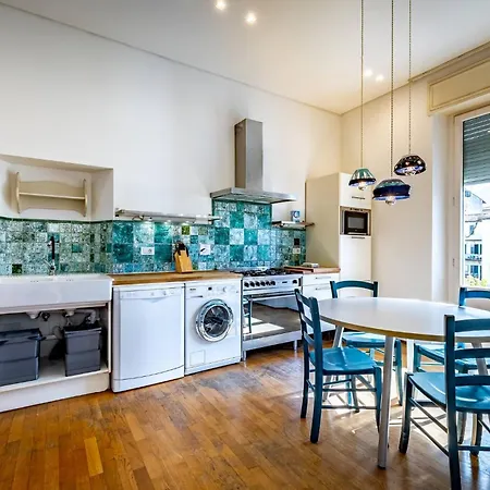 Yd Bright 2-bedroom Retreat With Elevator Апартаменты Флоренция