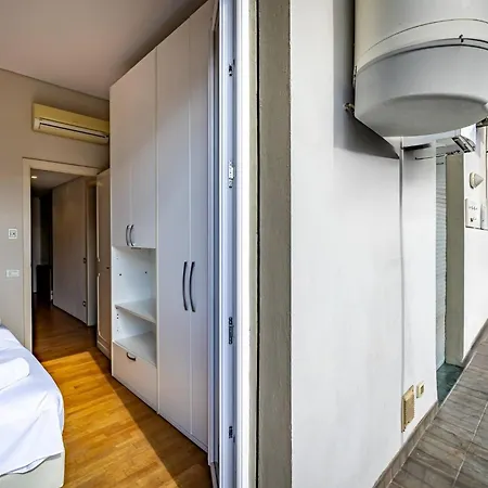 Yd Bright 2-bedroom Retreat With Elevator Lejlighed Firenze