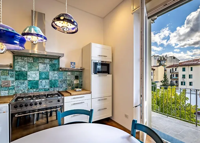 Yd Bright 2-bedroom Retreat With Elevator *