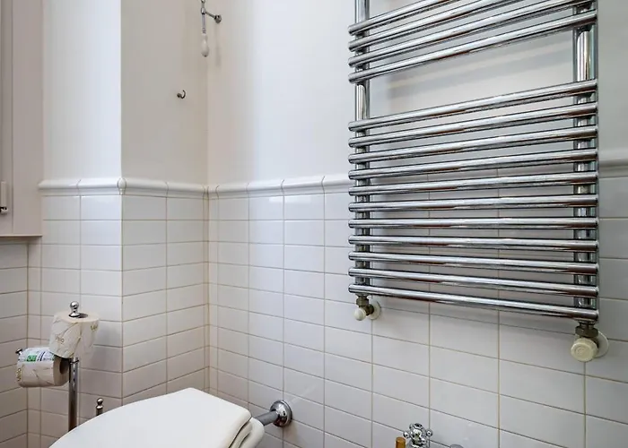 Yd Bright 2-bedroom Retreat With Elevator Апартаменты *